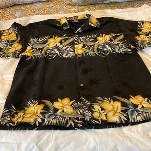Tommy Bahama Silk Blend Hawaiian Shirt EUC Jul2510